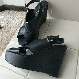 Moda Spana Clara Wedge 6 1/2